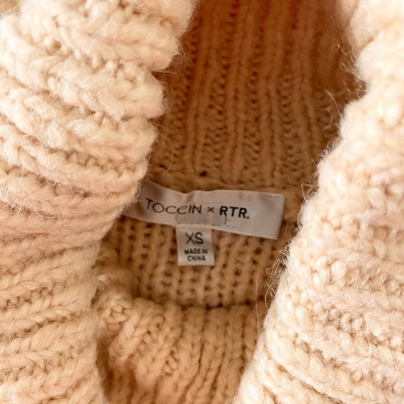 Toccin Popcorn Knit Sweater Turtleneck Long Sleeve in Beige Wool Blend Size XS - Picture 7 of 8
